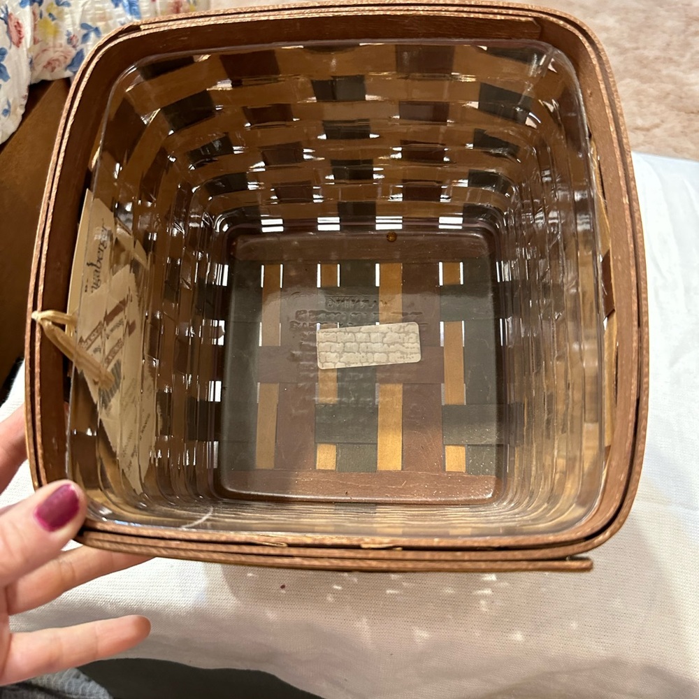 2010 Longaberger Basket. 7 1/2” x 8 1/2”. Has protective liner. - Picture 5 of 5
